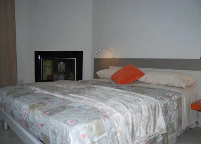 Le Motelle - 30 Bed and Breakfast Monzambano